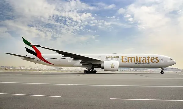 UAE flight to London